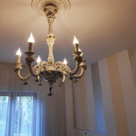 Freedom House Apartment Специя Екстериор снимка