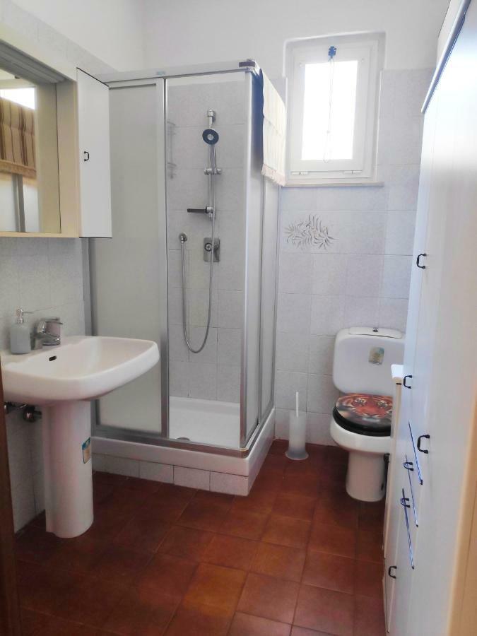 Freedom House Apartment Специя Екстериор снимка