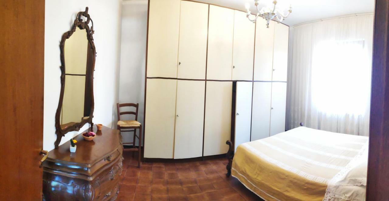 Freedom House Apartment Специя Екстериор снимка